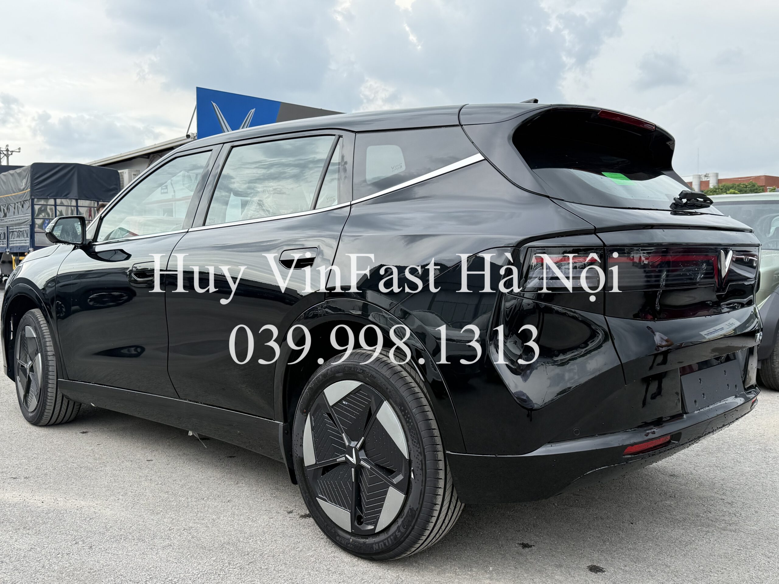 vinfast-vf8-all-new-2026-bao-gia-chi-tiet-moi-nhat-thang-9