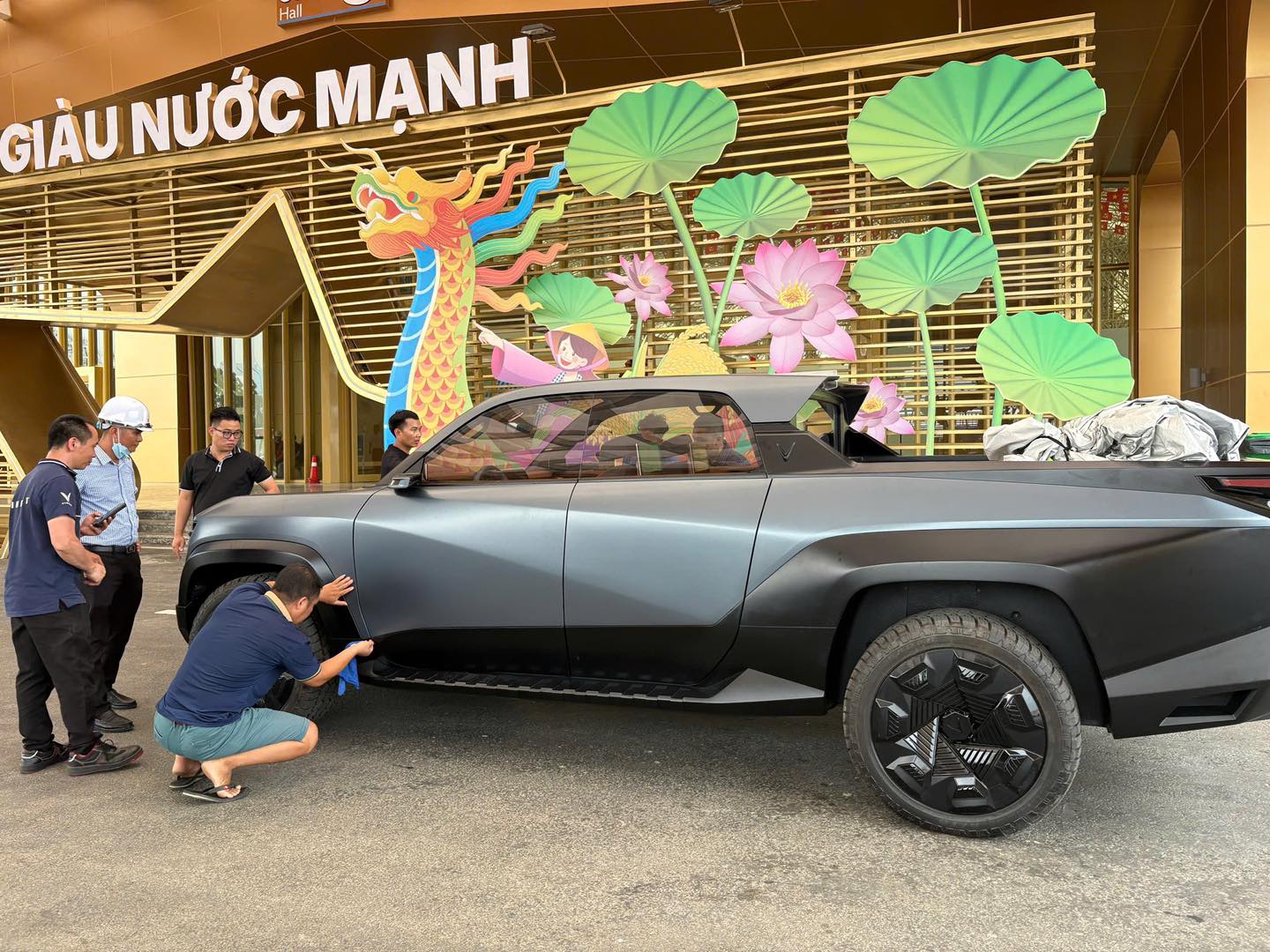 so-sanh-vinfast-vf-wild-va-mitsubishi-triton