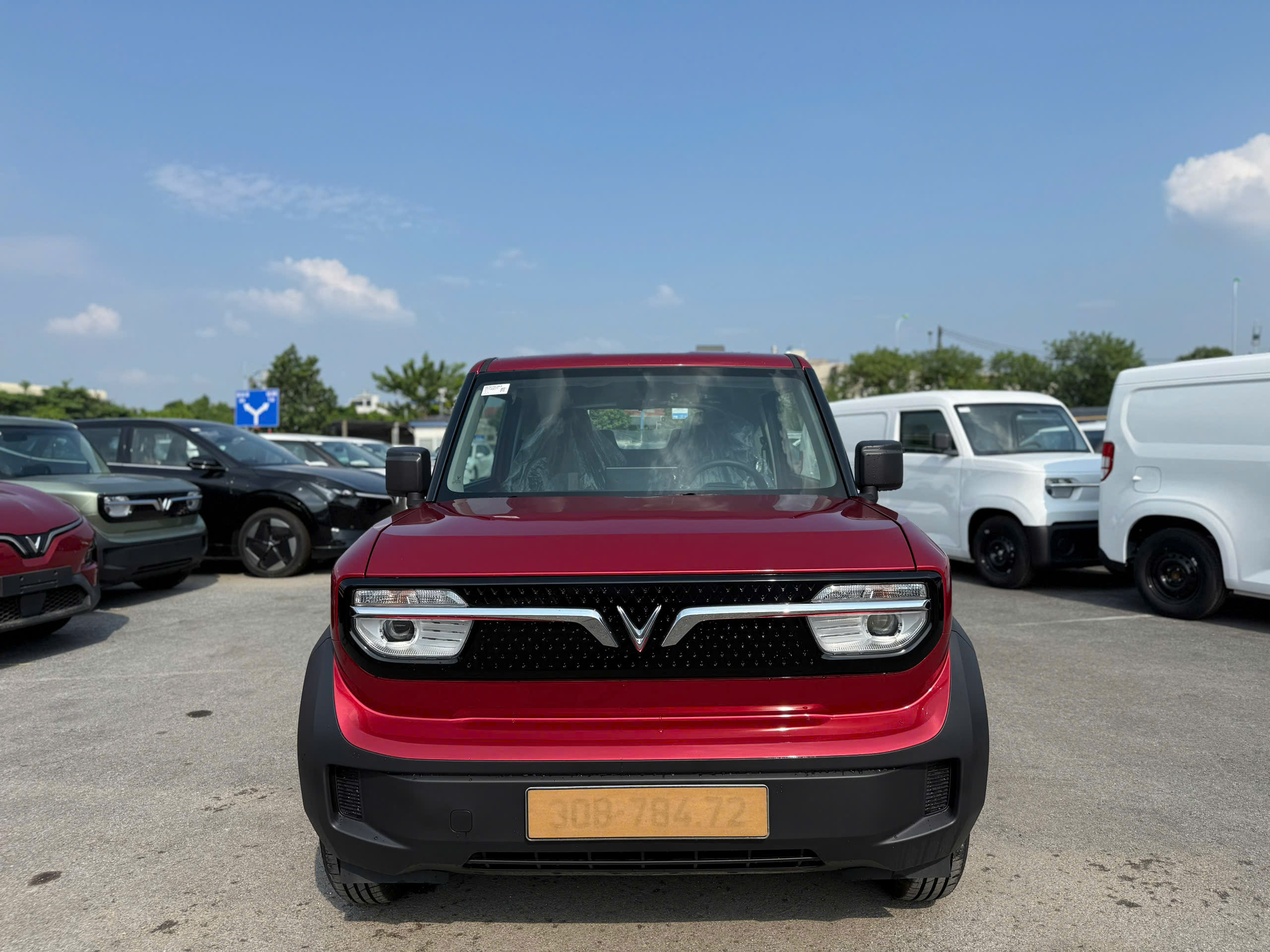 Đầu xe vf3 plus đỏ