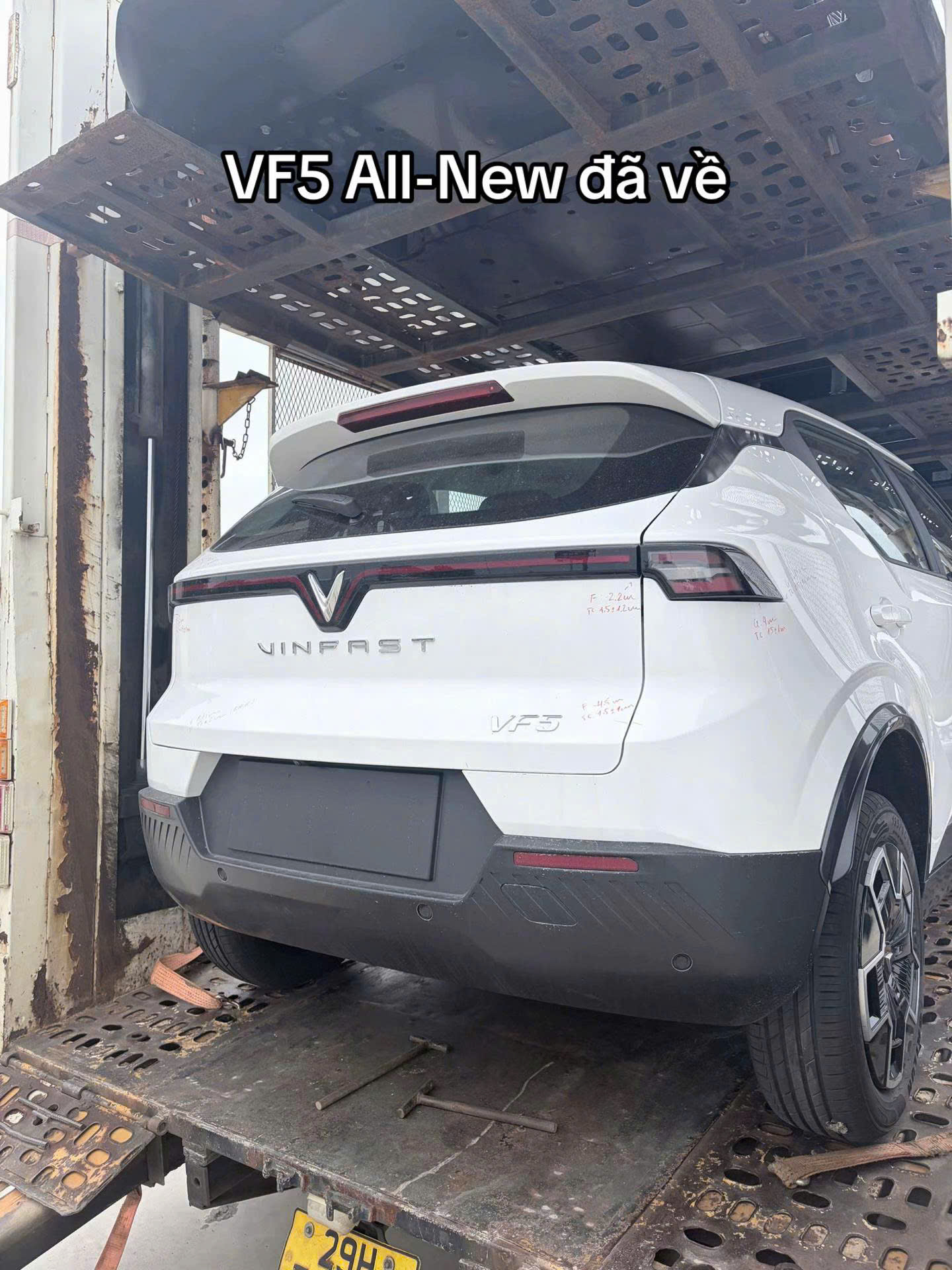 Đuôi xe Vf5 All New