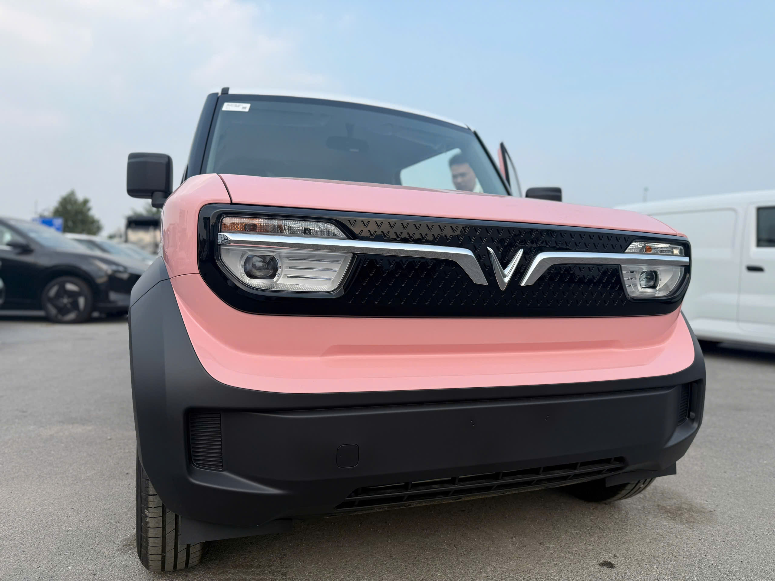 Cụm đèn trên VF3 