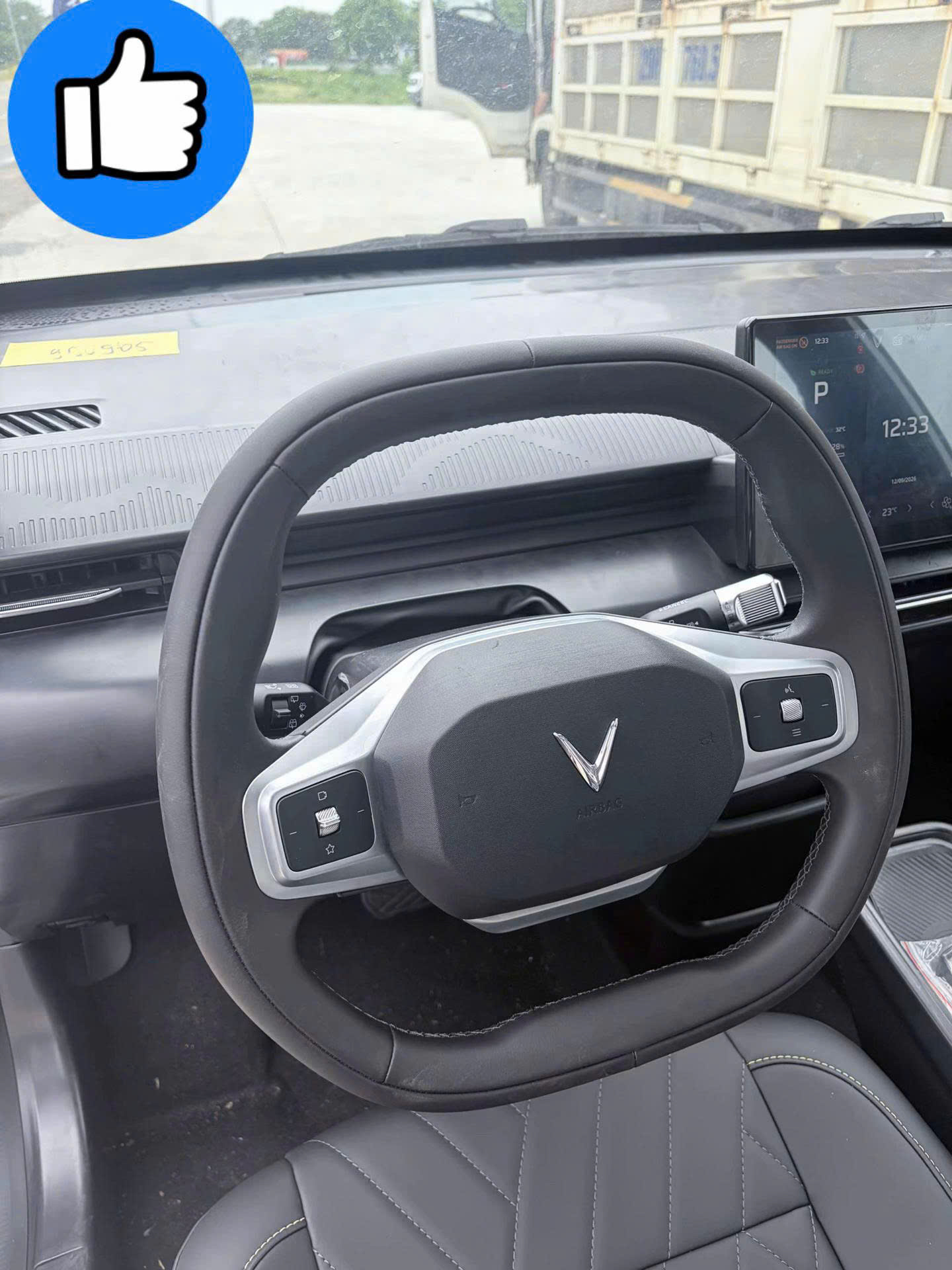 vô lăng vf5 all new