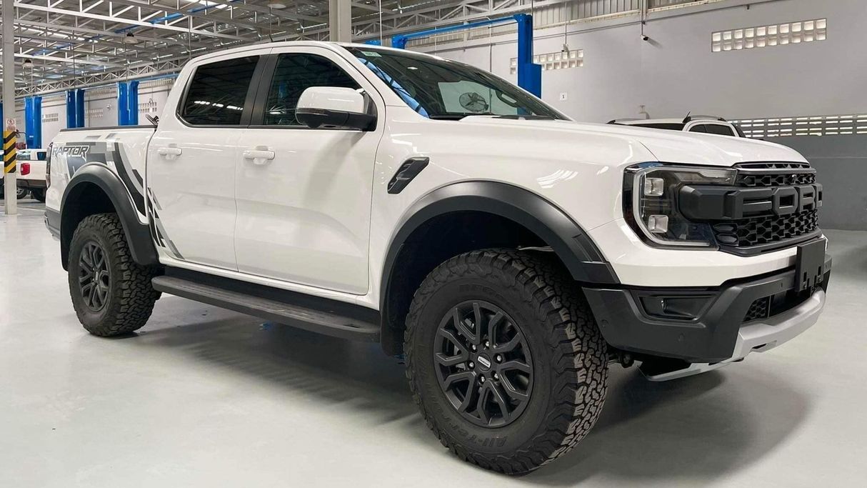 so-sanh-vf-wild-va-ford-ranger-chi-tiet