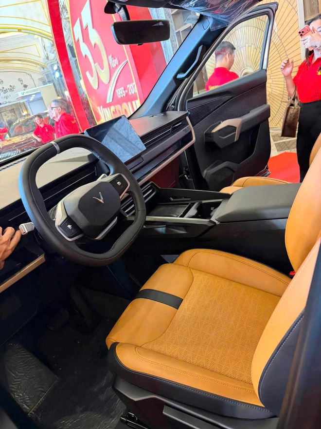 so-sanh-vinfast-vf-wild-va-toyota-hilux